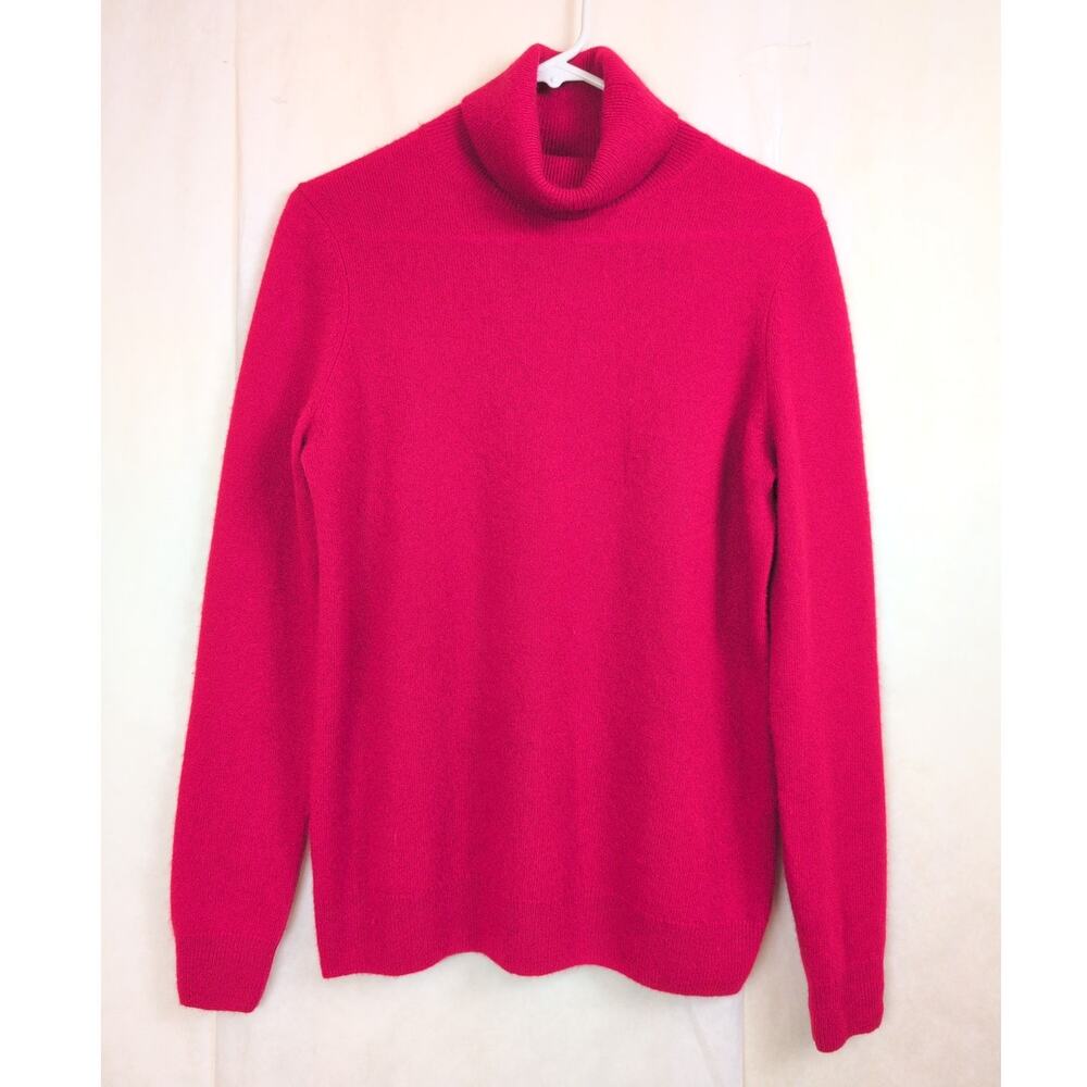 C by Bloomingdale's red 2 ply cashmere turtleneck sweater Size M Preppy Luxe